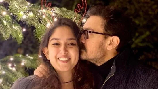 Aamir Khan kisses daughter Ira as they celebrate Christmas, she says ‘oops’ while revealing blooper