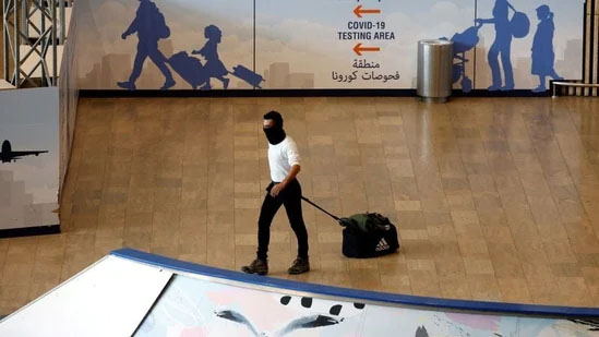 Israel bans travel to the United States and Canada amid omicron fears