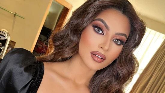 Urvashi Rautela looks unrecognisable in new photos, fan says ‘thought it was Aishwarya Rai for a second’