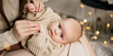 Tips to protect your newborn from Omicron; symptoms to watch out for