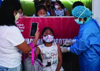 Omicron survives over 21 hours on skin, more than 8 days on plastic: Study