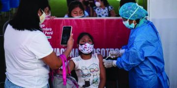 Omicron survives over 21 hours on skin, more than 8 days on plastic: Study