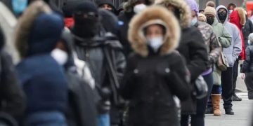 Closures & overwhelmed hospitals mark US record of Covid cases: Key things to know