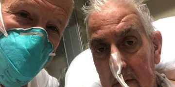 In 1st, US surgeons transplant pig heart into human patient