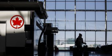 Canada will scrap pre-arrival COVID-19 test for vaccinated travellers from April 1