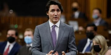 India, Canada formally agree to step up talks over FTA