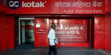 Kotak Mahindra Bank block deal launched, Canada Pension Fund to offload shares