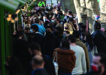 Deltacron: Why Experts Say You Shouldn’t Worry About this Latest Coronavirus Variant