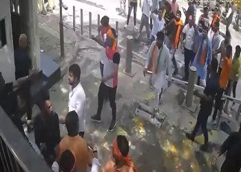 ‘BJP wants to kill Arvind Kejriwal’, says Manish Sisodia after alleged attack on Delhi CM’s residence