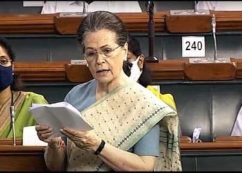End social media’s influence on electoral politics: Sonia Gandhi
