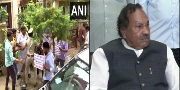 ‘No question of resignation’, says Eshwarappa after FIR against him over K’taka contractor’s death; Cong intensifies protests