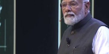 India aims to roll out 6G telecom network by end of decade, says PM Modi