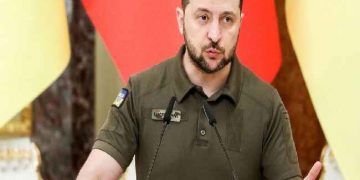 Stop playing with Russia, end senseless war in Ukraine: Zelenskyy to West