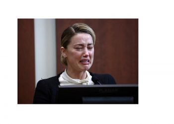 Sobbing Amber Heard accuses Johnny Depp of sexual assault