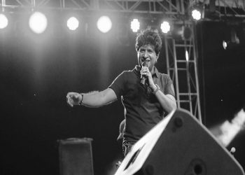 KK Funeral: Singer’s Last Rites Performed In Mumbai’s Versova Crematorium; B-Town Celebs Attend