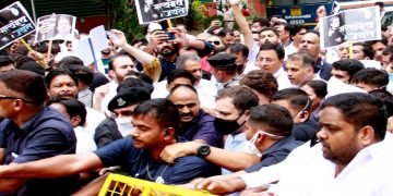 National Herald Case: ED Grills Rahul Gandhi Amid Massive Protest By Congress; Leader Detained | 10 Points