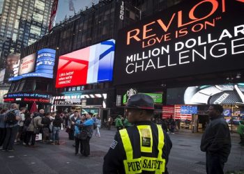 American Cosmetic Giant Revlon, Known For Nailpaints And Lipsticks, Files For Bankruptcy