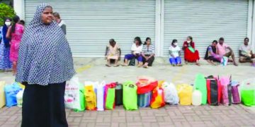 Sri Lanka urgently seeks $6 billion to keep economy afloat