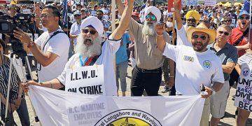 Countries back Canadian port workers’ strike.