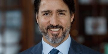 Majority of Survey Respondents Call for Justin Trudeau to Step Down Before Next Election