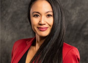 Municipal World 2023 Woman of Influence Award given to Rowena Santos